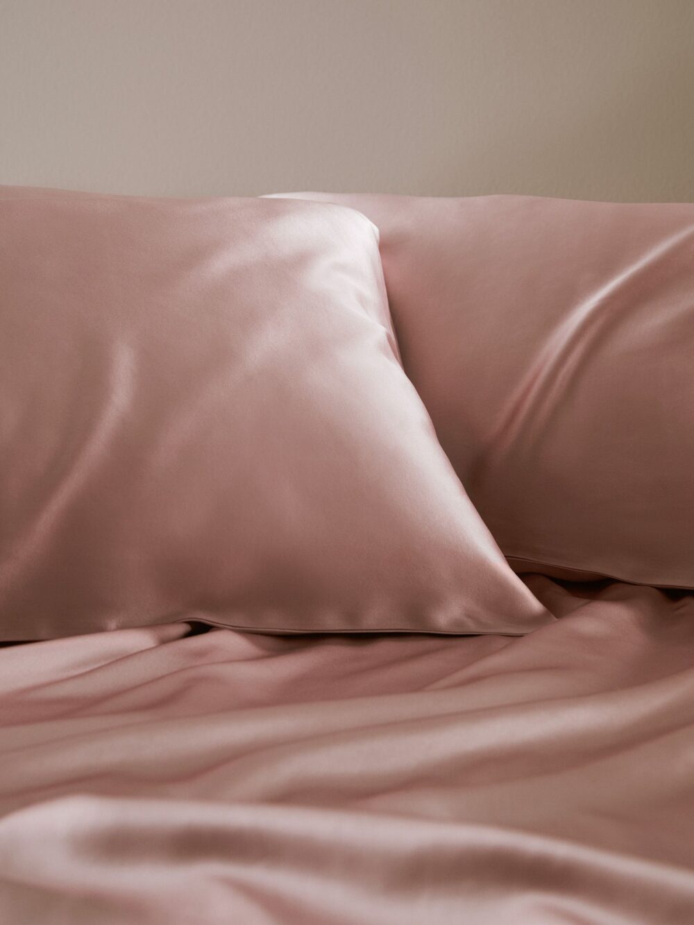 set-4-piese-lenjerie-de-pat-de-lux-din-matase-naturala-mulberry-silk-melegim