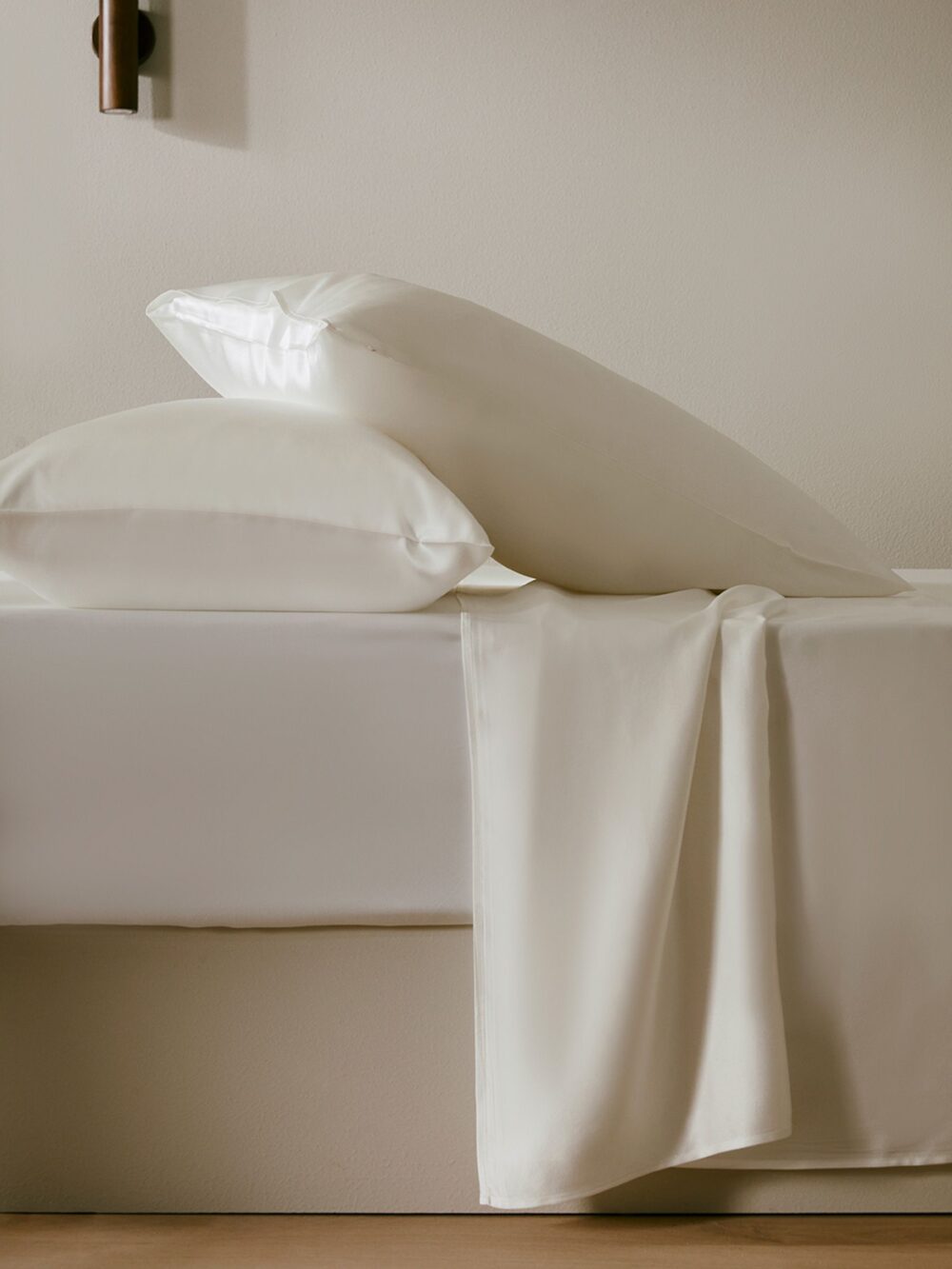 set-4-piese-lenjerie-de-pat-de-lux-din-matase-naturala-mulberry-silk-melegim