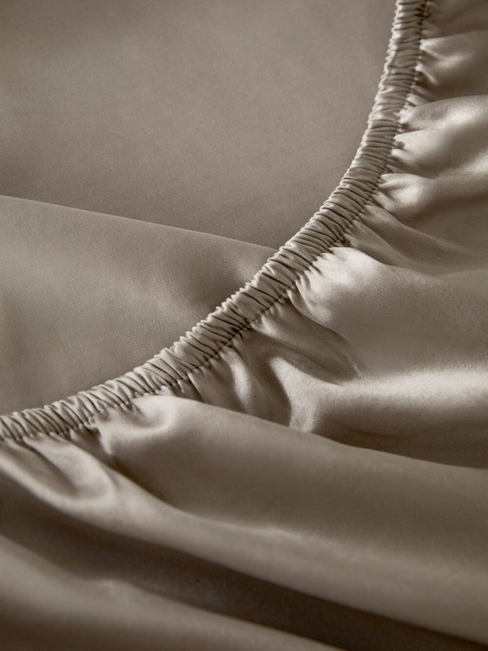 set-4-piese-lenjerie-de-pat-de-lux-din-matase-naturala-mulberry-silk-melegim